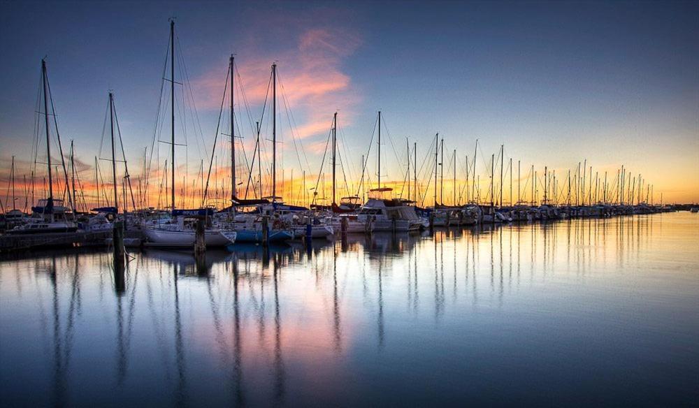 Fremantle Sunset Studio Rottnest Island Views Bagian luar foto